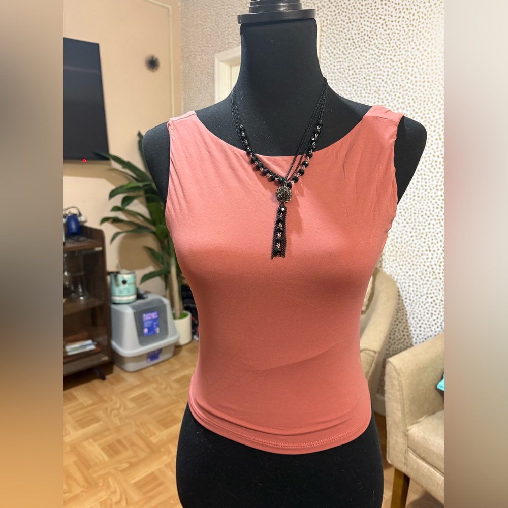 Elegant Women's Sleeveless Tank Top in Coral